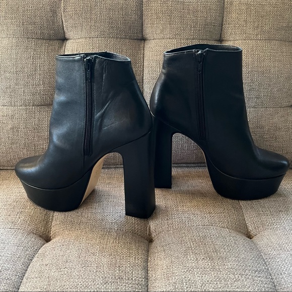 Gioan Roca leather Platforms - Picture 5 of 5